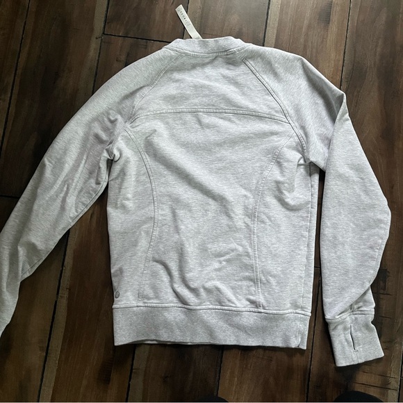 Lululemon Scuba Crew - Picture 4 of 6